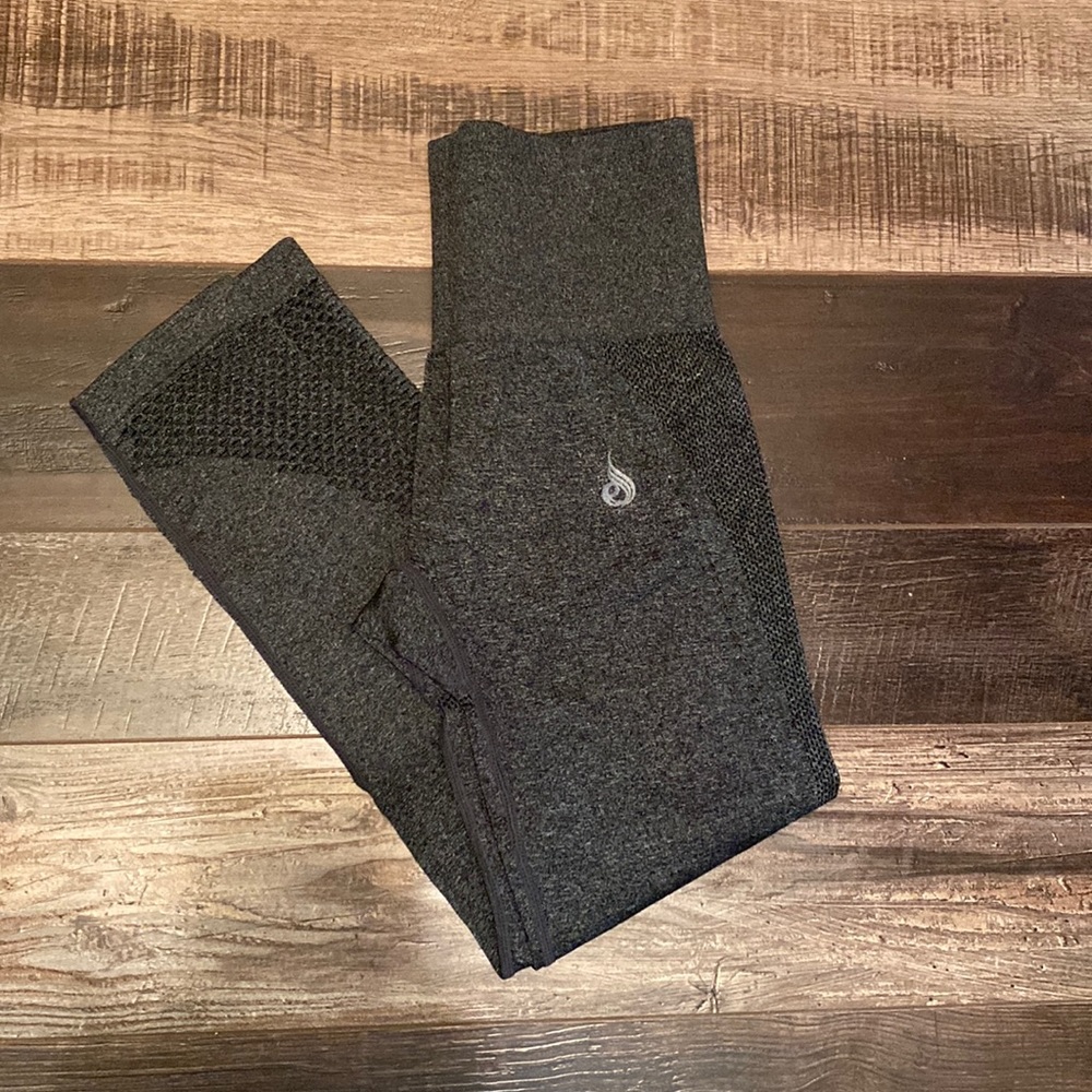 Ryderwear Seamless Contour Leggings